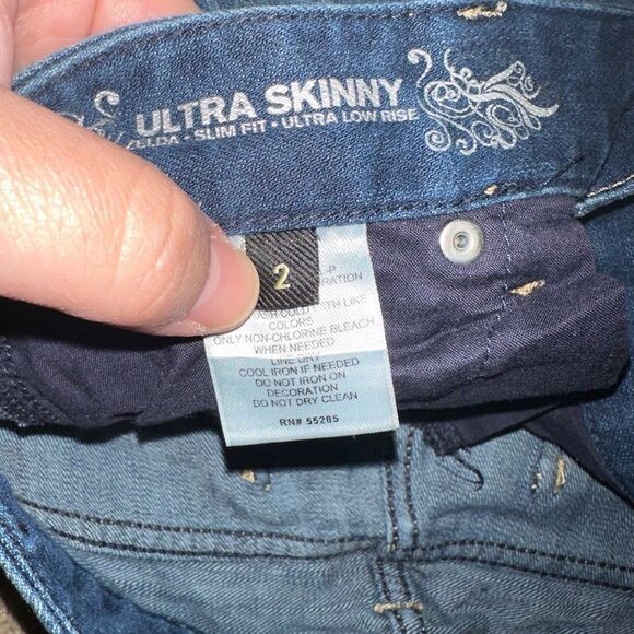 Ultra Skinny, Ultra Low Rise Jeans - Picture 5 of 6